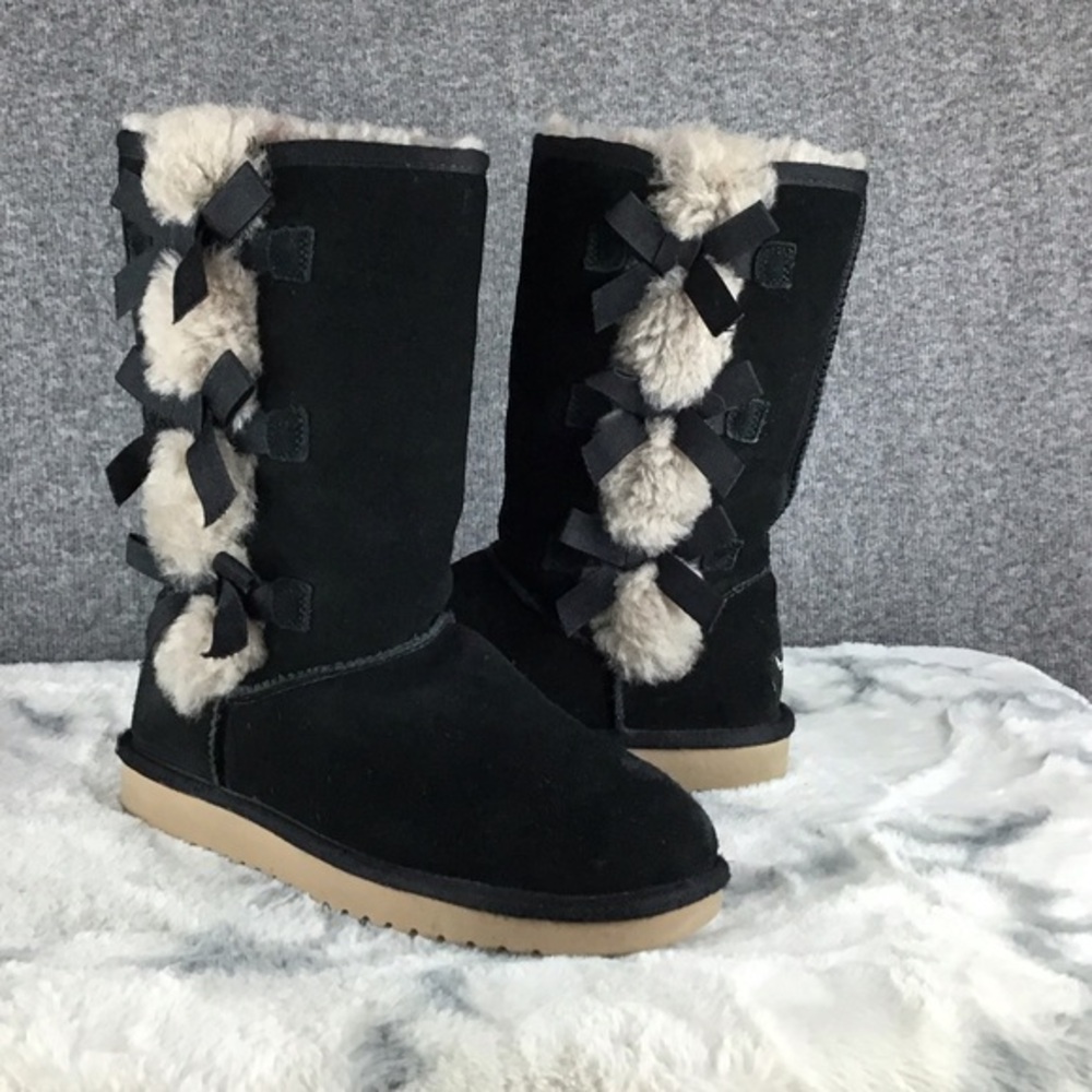 UGG Koolaburra Suede Victoria Three Bow Faux Fur Lined Boot Size‎ 7